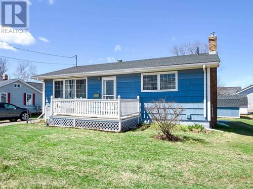 83 Kensington Rd, Charlottetown, PE, C1A5J1 | Card Image