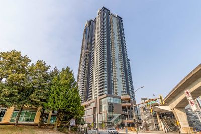 2707 - 2186 Gilmore Ave, Condo with 1 bedrooms, 1 bathrooms and 1 parking in Burnaby BC | Image 1