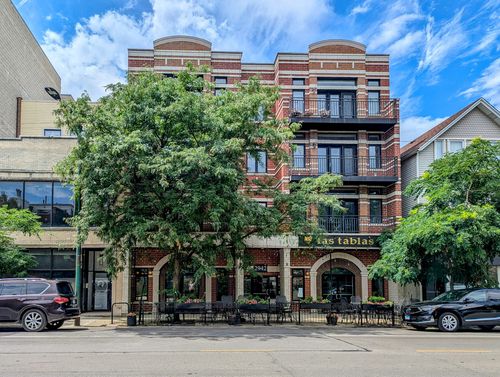 4s-2942 Lincoln Ave, Chicago, IL, 60657-8170 | Card Image