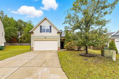 2716 Rindlewood Ct, Fuquay-Varina, NC, 27526-7692 | Card Image