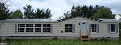 112 Old Grade Rd, Terra Alta, WV, 26764-6332 | Card Image