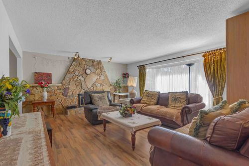 11331 136 St, Surrey, BC, V3R6V4 | Card Image