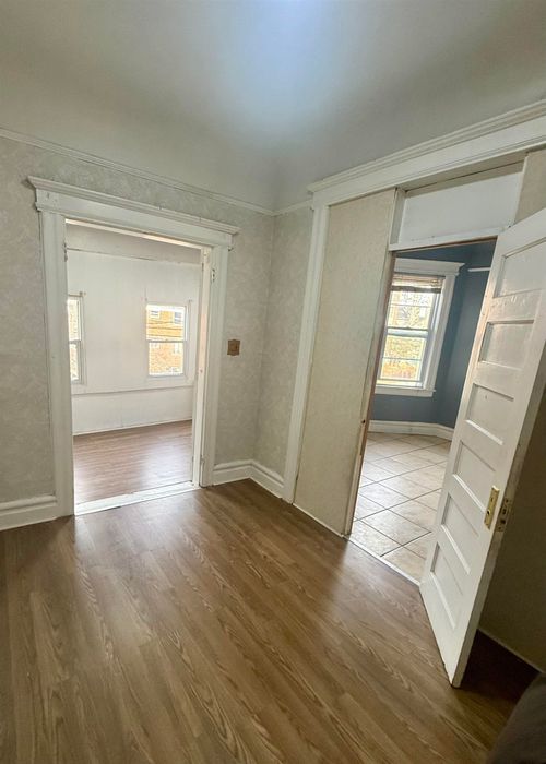 apt-2-110 Lincoln Ave, Newark, NJ, 07104-3055 | Card Image