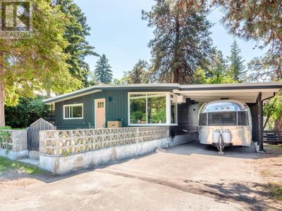 834 Ellis Ave, House other with 2 bedrooms, 1 bathrooms and 4 parking in Naramata BC | Image 2