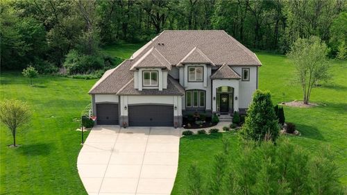 13017 Kelli Dr, Kearney, MO, 64060-8202 | Card Image