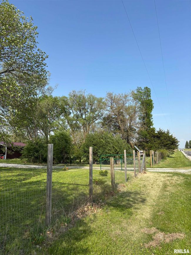 286 Kochs Ln, House other with 2 bedrooms, 2 bathrooms and null parking in Meredosia IL | Image 28