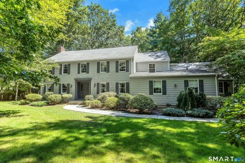 45 E Common Rd, Easton, CT, 06612-1504 | Card Image