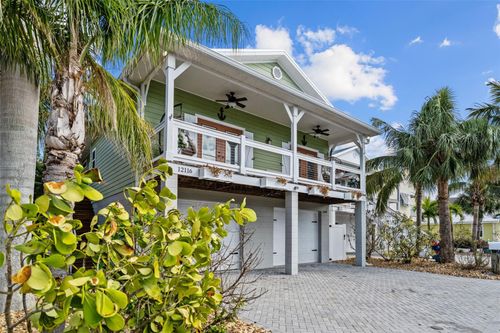 12116 Lagoon Ln, TREASURE ISLAND, FL, 33706-5132 | Card Image