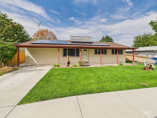 1716 Nixon Ave, Nampa, ID, 83686-7353 | Card Image