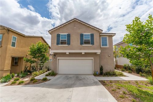2522 Gunner Ridge Way, Rialto, CA, 92377-4001 | Card Image
