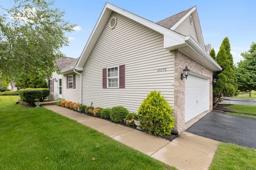 apt-9-12050 Baneberry Dr, Roscoe, IL, 61073-6101 | Card Image