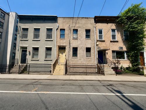 256 2nd St, Hoboken, NJ, 07030-3734 | Card Image