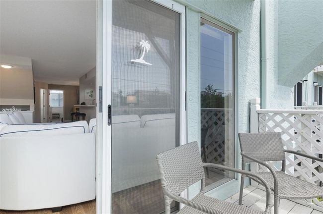 623 Garland Cir, Townhouse with 3 bedrooms, 2 bathrooms and null parking in INDIAN ROCKS BEACH FL | Image 11