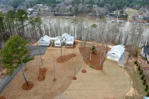 102 County Road 249, Cullman, AL, 35057-4152 | Card Image