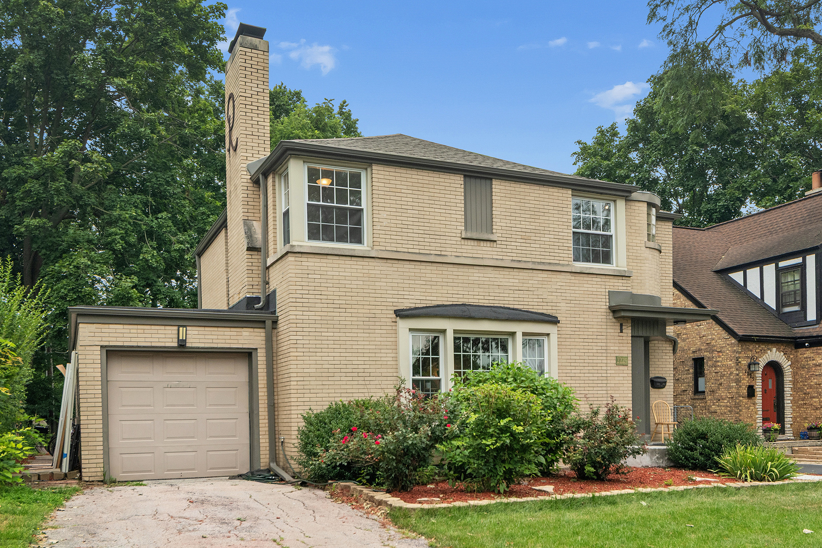Residential in Flossmoor 3