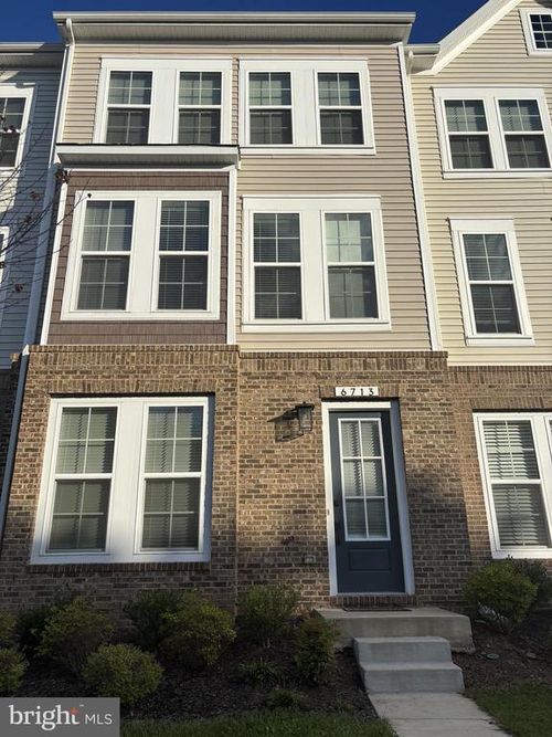 6713 Karter Robinson Dr, HAYMARKET, VA, 20169-2787 | Card Image