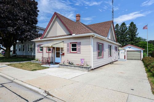 1514 22nd Street, Two Rivers, WI, 54241 | Card Image