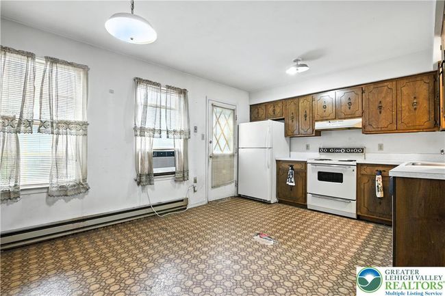 2818 Klein St, Townhouse with 3 bedrooms, 2 bathrooms and null parking in Allentown PA | Image 19