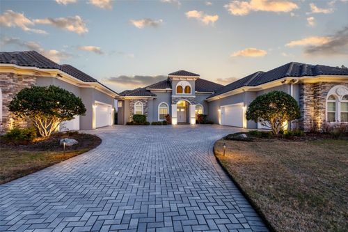 10605 Midview Ter, THONOTOSASSA, FL, 33592-3955 | Card Image