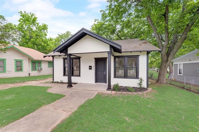 803 Lawrence Avenue, House other with 2 bedrooms, 1 bathrooms and null parking in Terrell TX | Image 2