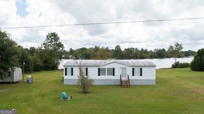 708 Spring Lake Drive, House other with 3 bedrooms, 2 bathrooms and null parking in Folkston GA | Image 2