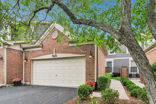 955 Heathrow Ln, Naperville, IL, 60540-0385 | Card Image