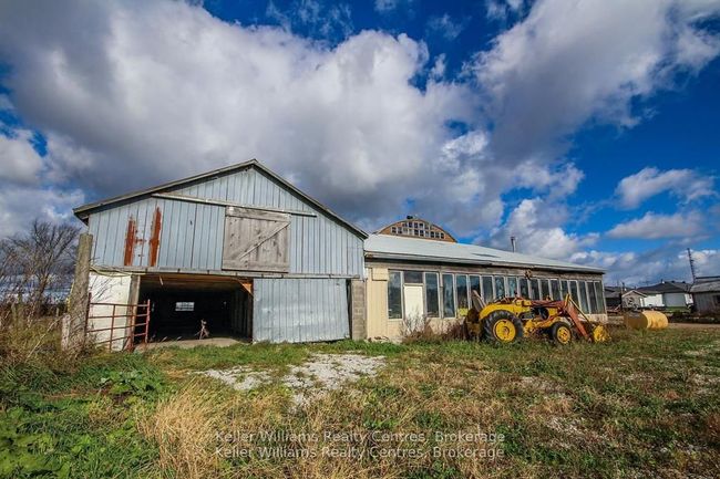 463176 Concession 24, Home with 2 bedrooms, 2 bathrooms and 20 parking in Georgian Bluffs ON | Image 25
