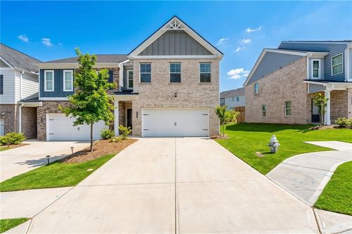 2568 Swan Lake Dr, Grayson, GA, 30017-4375 | Card Image