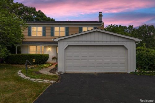 23067 Heatherbrae Way, Novi, MI, 48375-4331 | Card Image