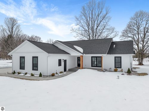 4771 Arbor Grove Dr, Traverse City, MI, 49685-7284 | Card Image