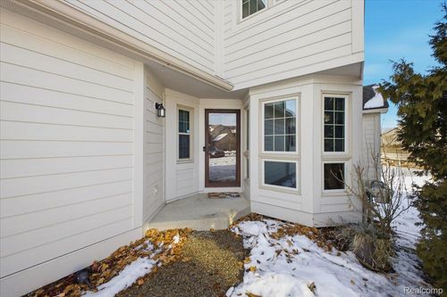 3338 Breckland Ct, Ann Arbor, MI, 48108-9308 | Card Image