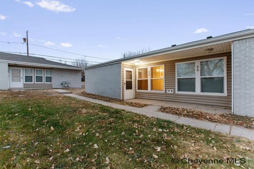 511 W 6th St, Cheyenne, WY, 82007-1249 | Card Image