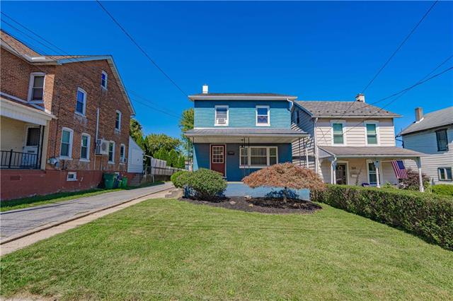 Broad St, Emmaus, PA 18049