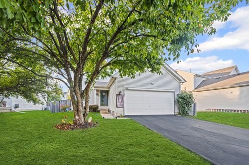 260 Breckenridge Dr, Gilberts, IL, 60136-4072 | Card Image