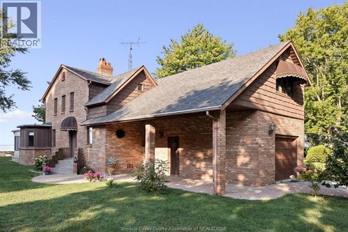 1818 Erie Ave, Amherstburg, ON, N9V2Y8 | Card Image