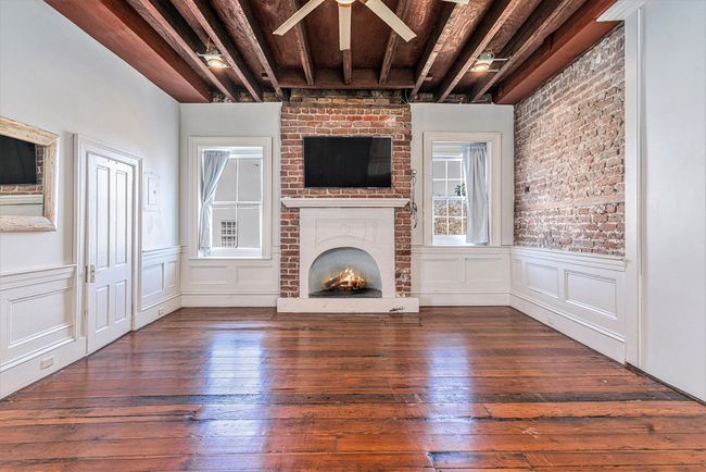 53 Hasell St. H Living Area | Image 9