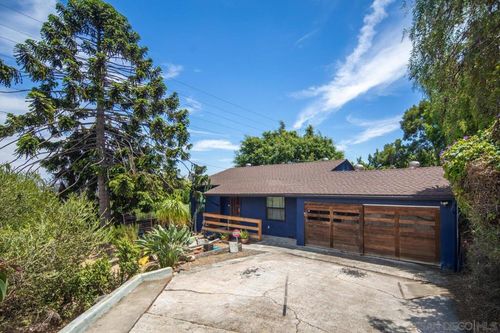 3193 B St, San Diego, CA, 92102-1049 | Card Image