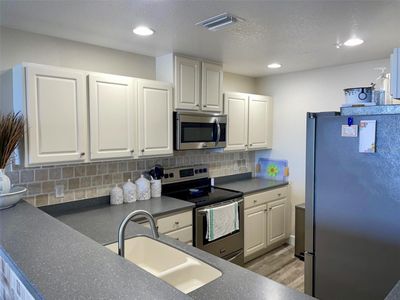 602 - 13513 Gasparilla Road, Condo with 3 bedrooms, 2 bathrooms and null parking in Placida FL | Image 3