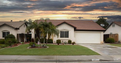 8512 Northshore Dr, Bakersfield, CA, 93312-4989 | Card Image