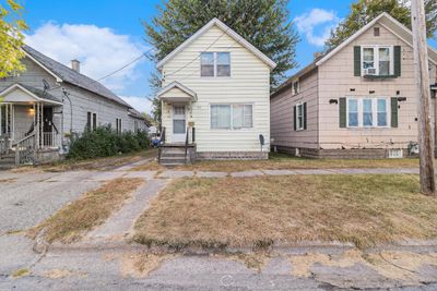 711 Ramsdell Street, House other with 1 bedrooms, 1 bathrooms and null parking in Manistee MI | Image 1