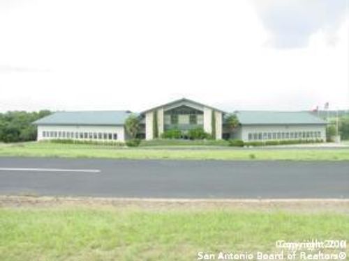 116 Kestrel Dr, Spring Branch, TX, 78070-6167 | Card Image