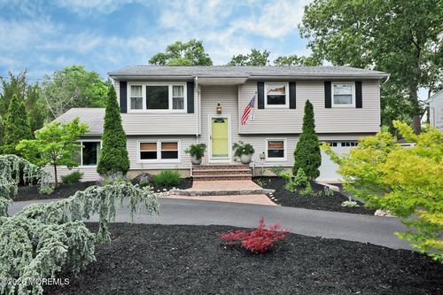 76 Maine St, Toms River, NJ, 08753-1780 | Card Image