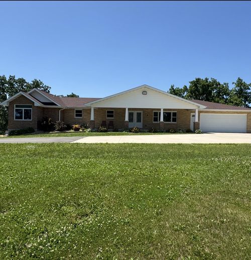 14936 W Creek Valley Rd, EAST DUBUQUE, IL, 61025-9421 | Card Image