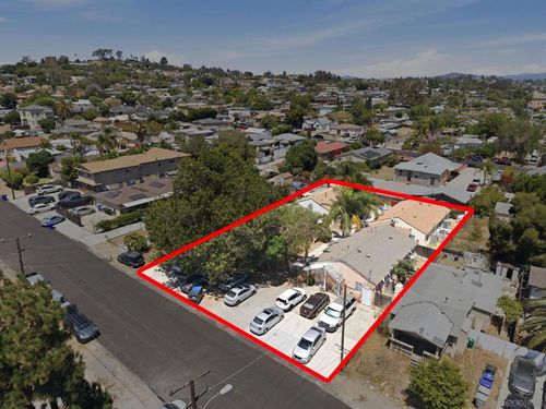 559 61st St, San Diego, CA, 92114 | Card Image