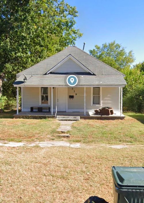815 N B St, Muskogee, OK, 74403-2652 | Card Image