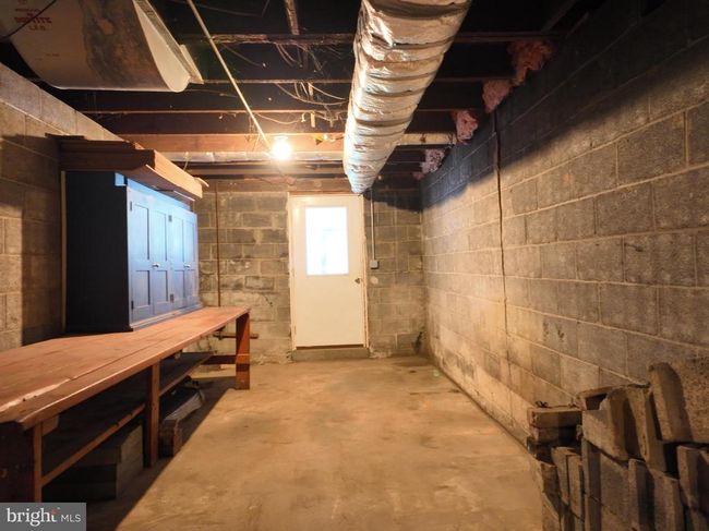 2 W Marathon Pl, House other with 5 bedrooms, 2 bathrooms and null parking in ROMNEY WV | Image 26