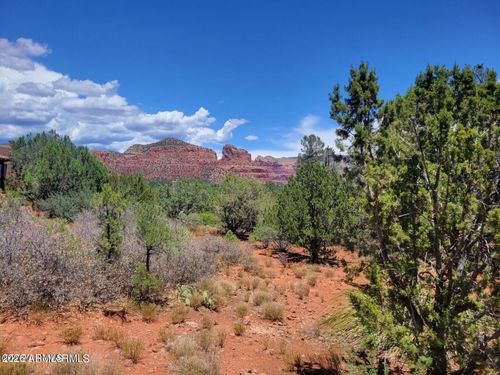 a-140 Via Del Viento, Sedona, AZ, 86351-7580 | Card Image