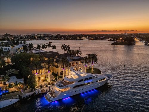 1 Isla Bahia Dr, Fort Lauderdale, FL, 33316-2307 | Card Image