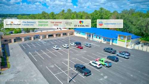943 Candlelight Blvd, Brooksville, FL, 34601-3119 | Card Image
