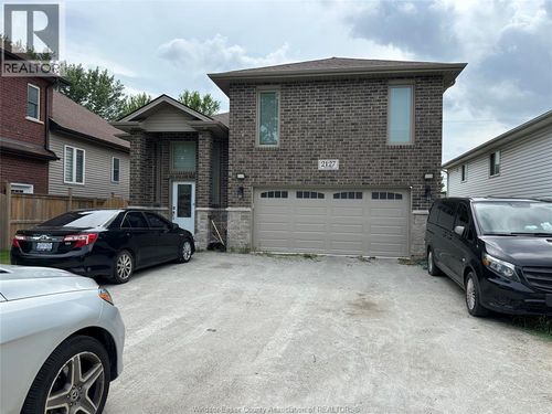 2127 Dominion Blvd, Windsor, ON, N9B3H8 | Card Image